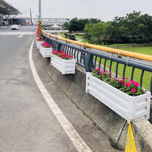 橋梁護欄PVC花箱
