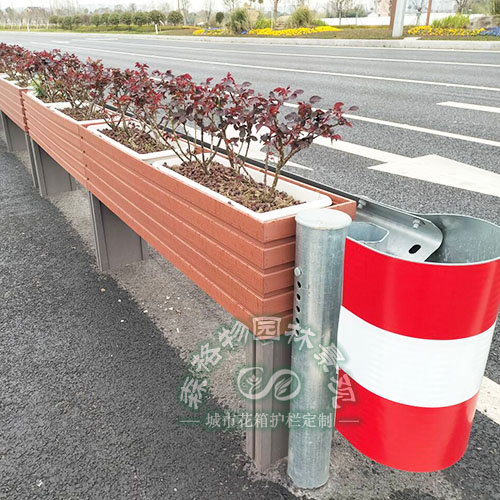 河北市政道路PVC花箱護(hù)欄
